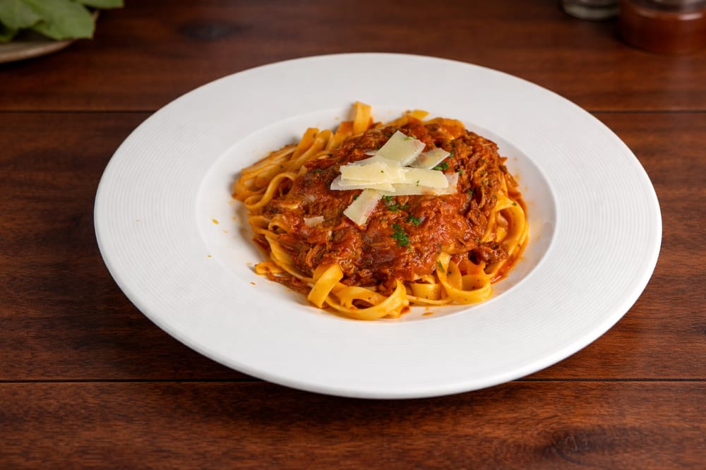 Tagliatelle con Ragù di Cinghiale